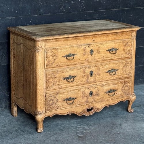 Pretty French Commode Chest Of Drawers 
