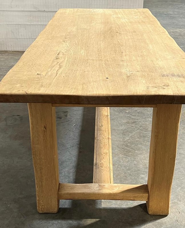 French Square Leg Oak Farmhouse Dining Table -sussex-antiques-and-interiors-f9b0c0bb-1a88-4910-9a77-38aedf5df491-main-637914185231566068.jpeg