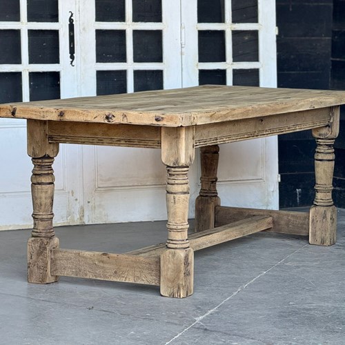 Quality Bleached Oak Farmhouse Dining Table 