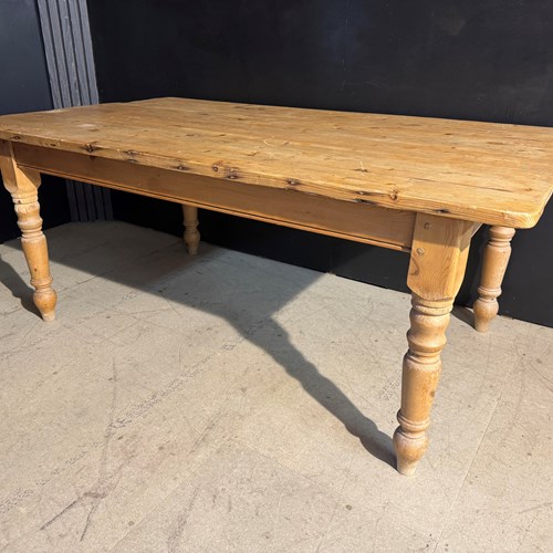 Pine Farmhouse Dining Table 