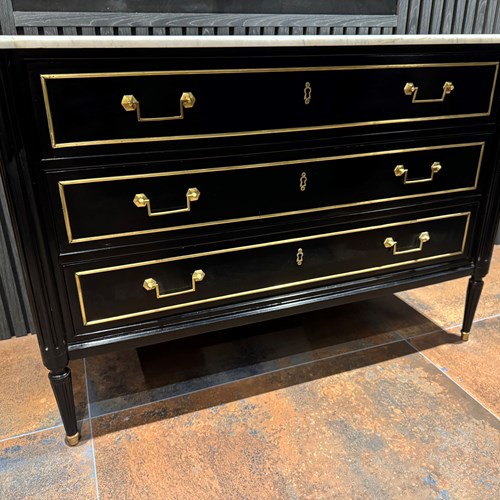 18Th Century French Louis XVI Commode