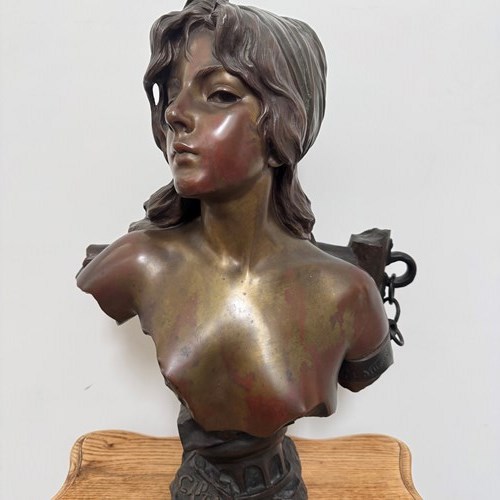 E Villanis 19Th Century Large Bronze Sculpture ‘Capture’