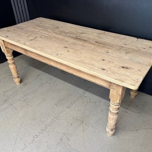 Pine Farmhouse Dining Table 