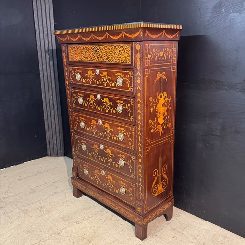 Stunning 18Th Century Dutch Marquetry Chest Of Drawers 