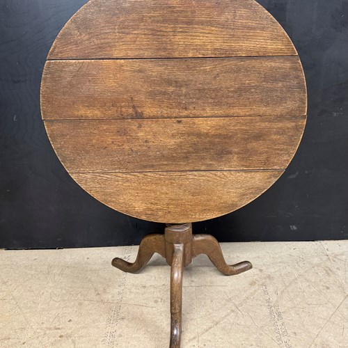 Georgian Oak Tilt Top Table