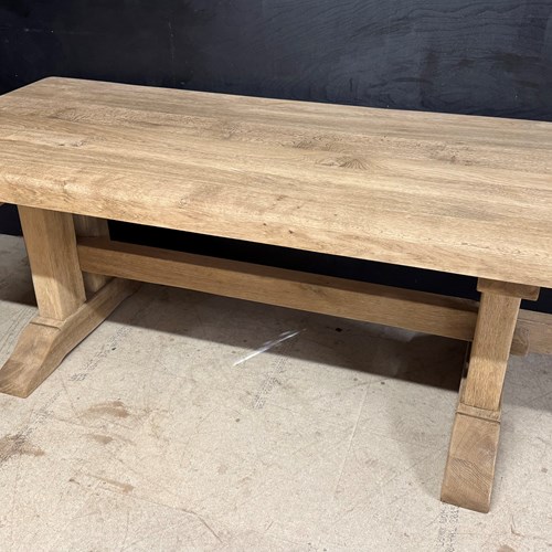 Good Quality Bleached Oak Farmhouse Dining Table 