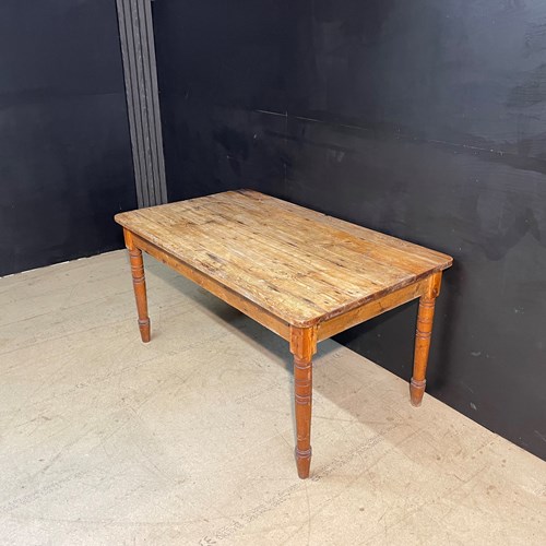 Pine Farmhouse Kitchen Table