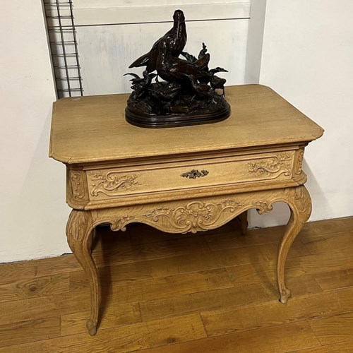 Very Pretty French Oak Side Or Lamp Table