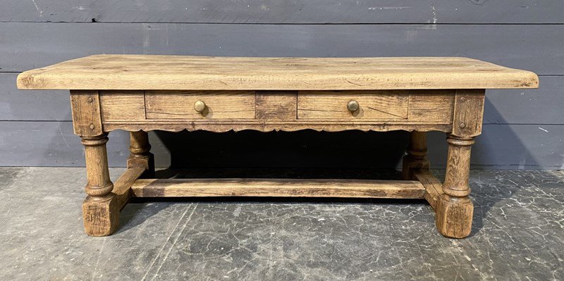 French Bleached Oak Farmhouse Coffee Table -sussex-antiques-and-interiors-img-8434-main-638325501571341502.jpeg