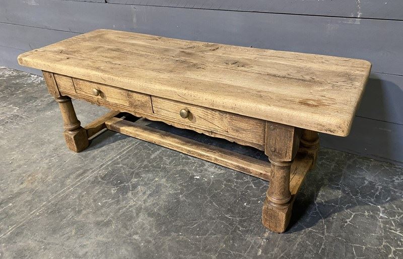 French Bleached Oak Farmhouse Coffee Table -sussex-antiques-and-interiors-img-8435-main-638325500567940617.jpeg