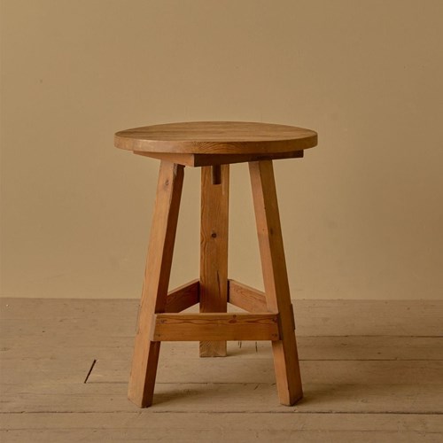 Early 20Th Century Pine Sculptors Stand