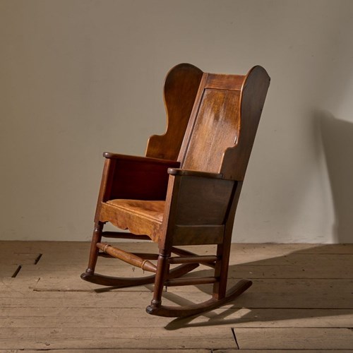18Th Century Oak Lambing Rocking Chair