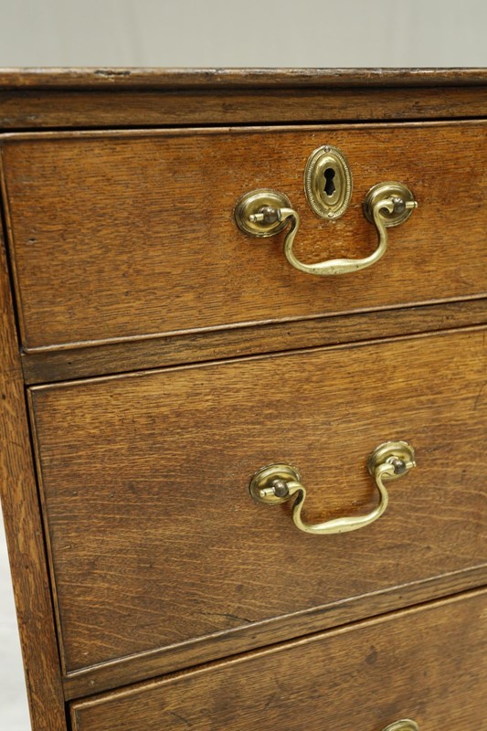 Antique Georgian oak chest of drawers-talboy-interiors-4--j1a3063-main-637973114583461124.jpeg
