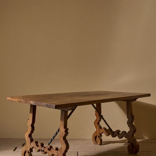 18Th Century Spanish Walnut Table