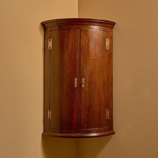 Georgian Plum Pudding Mahogany Corn...