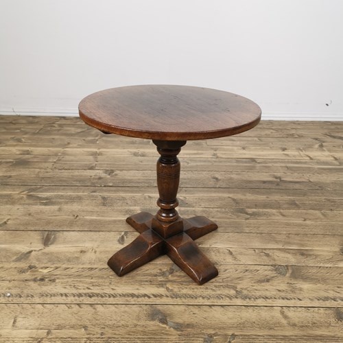 Oak Single Pedestal Side/Coffee Table