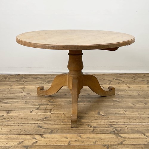 Round Pine Farmhouse Dining Table On Tripod Pedestal Base