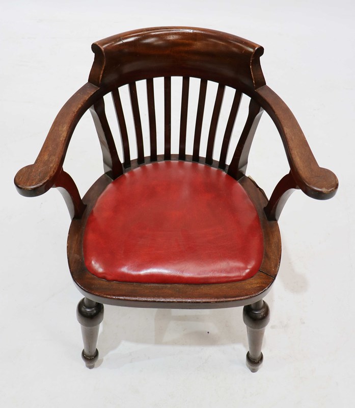 A Pair Of Smokers Bow Armchairs In Great Original Condition-taylor-s-classics-27-12011-cha-8-main-638240614521871577.jpg