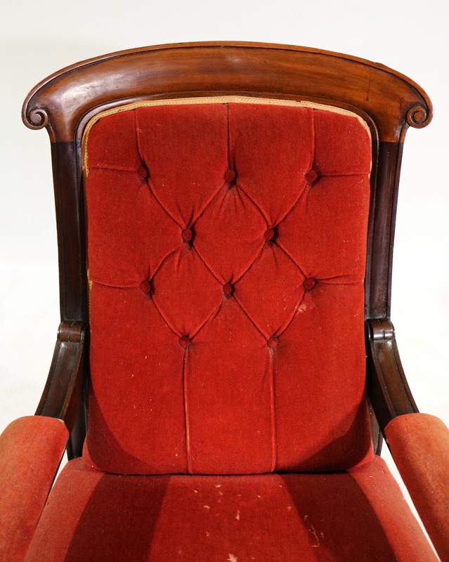 19th Century Mahogany Lounge Chair-taylor-s-classics-mahogany-lounge-chair-2-main-637795858312325938.jpg