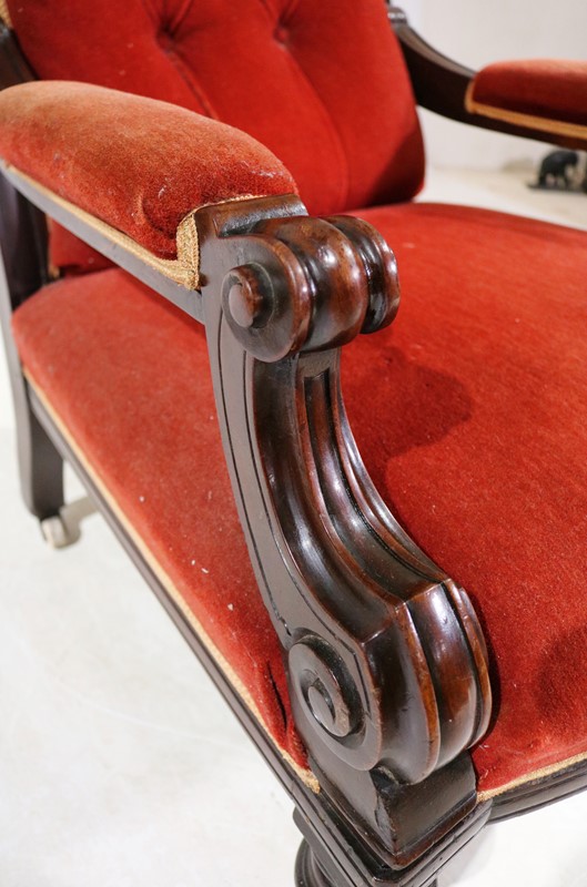 19th Century Mahogany Lounge Chair-taylor-s-classics-mahogany-lounge-chair-4-main-637795858429513495.jpg