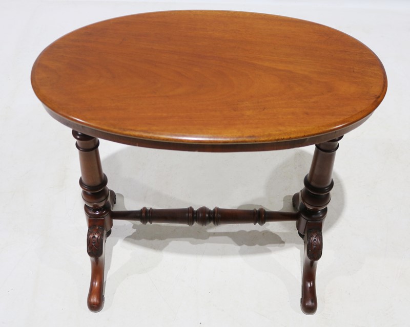 Late 19th Century Oval Stretcher Table in Mahogany-taylor-s-classics-tab-05056-3-main-636831599738992212.jpg