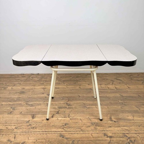 Formica Dropleaf Table