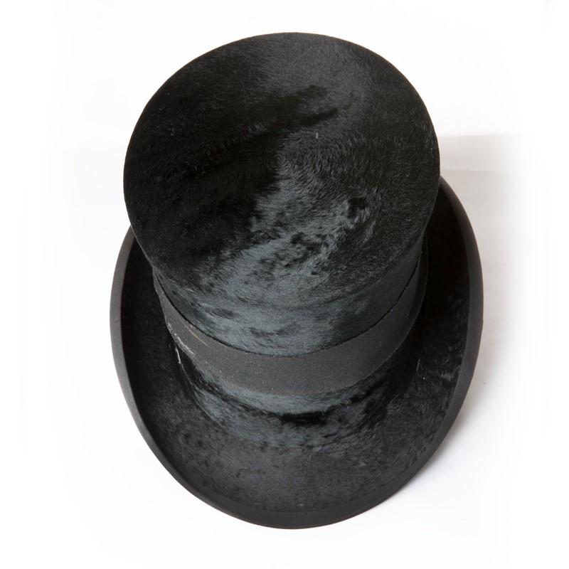 Antique top hat with leather hat box-the-architectural-forum-antique-top-hat-box-2000x-main-636949945787932891.jpg