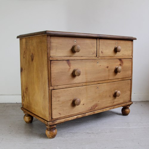 Small Antique Victorian Stripped Pine Chest Of Drawers, Turned Feet