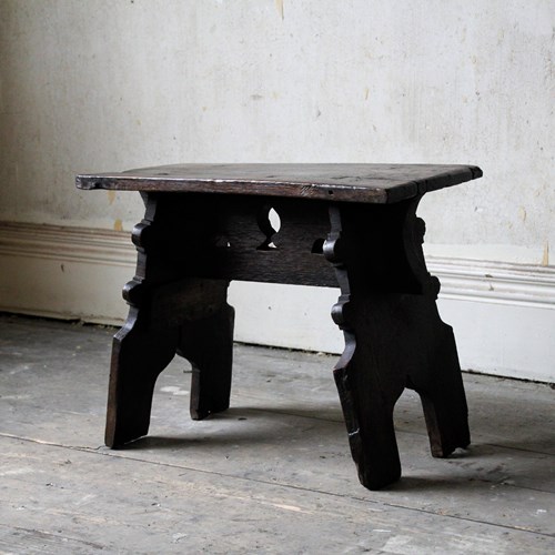 16Th Century And Later, Elizabethan Oak Boarded Stool