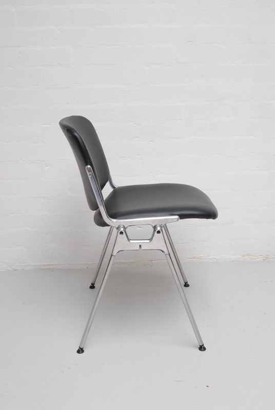 DSC 106 Chairs by Giancarlo Piretti for Castelli-the-depot-edda02fa-ea44-4268-b84f-0a126daa2631-main-636823852562383403.jpeg