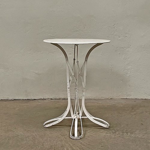Eiffel Garden Table