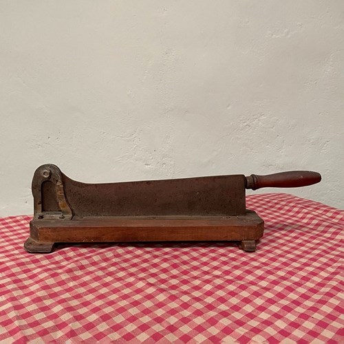 Baguette Cutter