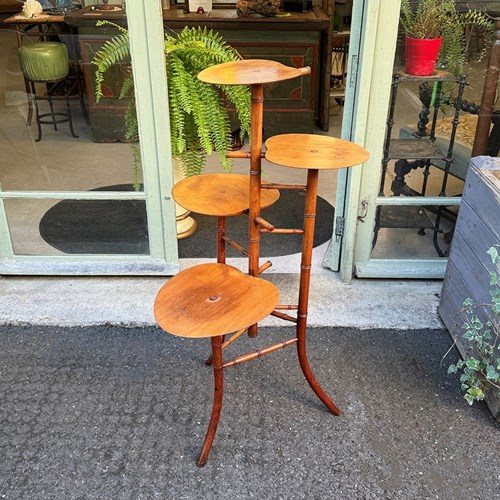 Leaf Etagere