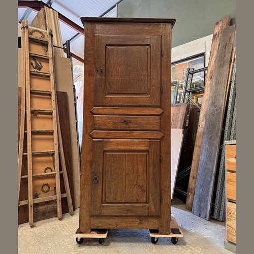 Homme Debut / Tall Cupboard