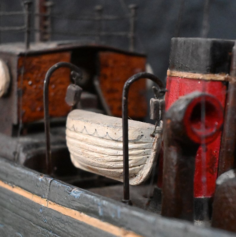 Clockwork Boat-the-house-of-antiques-dsc-0065-main-638085397440315222.jpg
