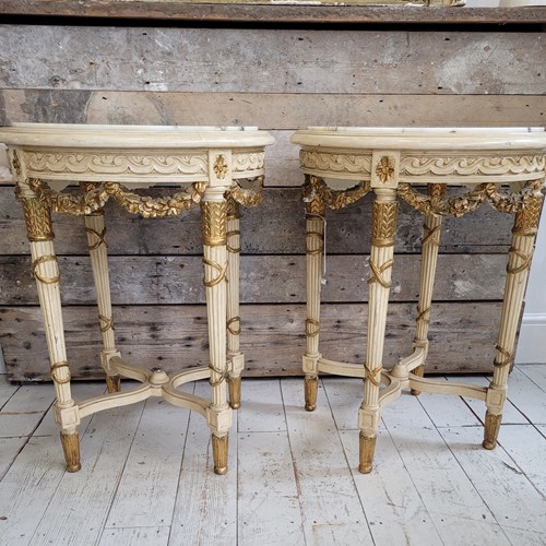 Pair Of French Neo Classical Marble Top Lamp /Side Tables