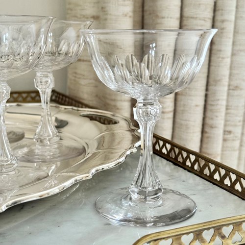 10 Superb Victorian Air Bubble Stem Champagne Coupes