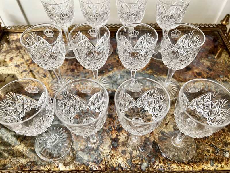 Set Of Crown Etched Crystal Glasses By Thomas Webb-the-vintage-entertainer-img-2345-main-638194903655647972.jpeg
