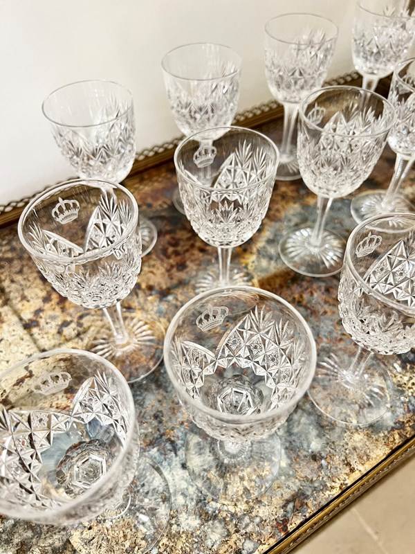 Set Of Crown Etched Crystal Glasses By Thomas Webb-the-vintage-entertainer-img-2349-main-638194903565492293.jpeg