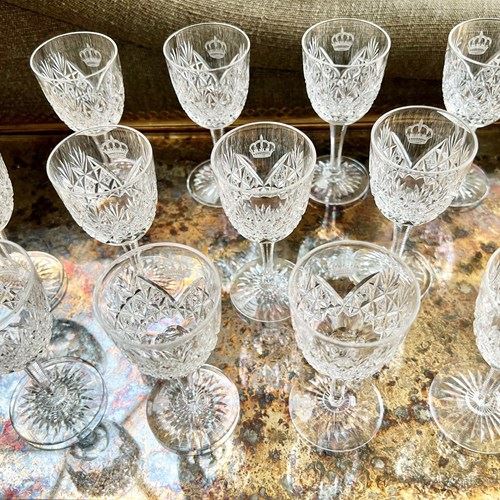 Set Of Crown Etched Crystal Glasses By Thomas Webb