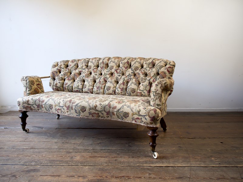 Small antique sofa-the-vintage-rooms-country-sofaedit--4-main-638110632355424347.jpg