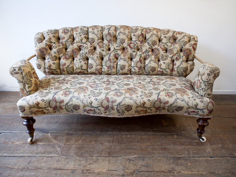 Small antique sofa-the-vintage-rooms-country-sofaedit--5-main-638110632343080421.jpg