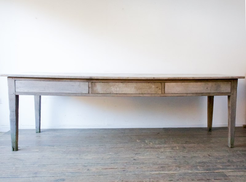 Large Console-the-vintage-rooms-large-grey-table-3-main-638412963128862019.jpg