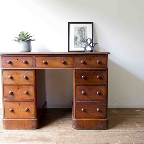 Victorian Pedestal Desk 