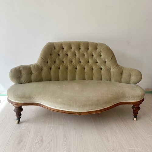 Victorian Curved & Buttoned Boudoir Sofa 