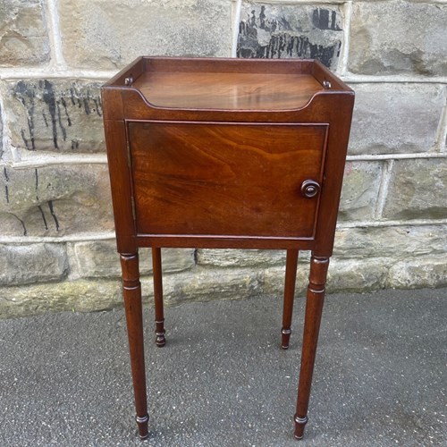 Antique Geo III  Mahogany Bedside Table