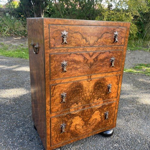 Fine Quality Small Burr Walnut Chest Draws