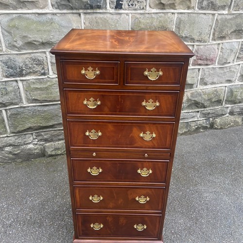 Quality Slim Mahogany Chest Drawers