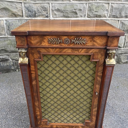 Antique Mahogany Small Open Side Cabinet