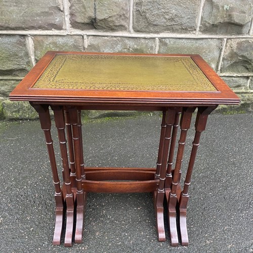 Quality Mahogany & Leather Nest 3 Tables